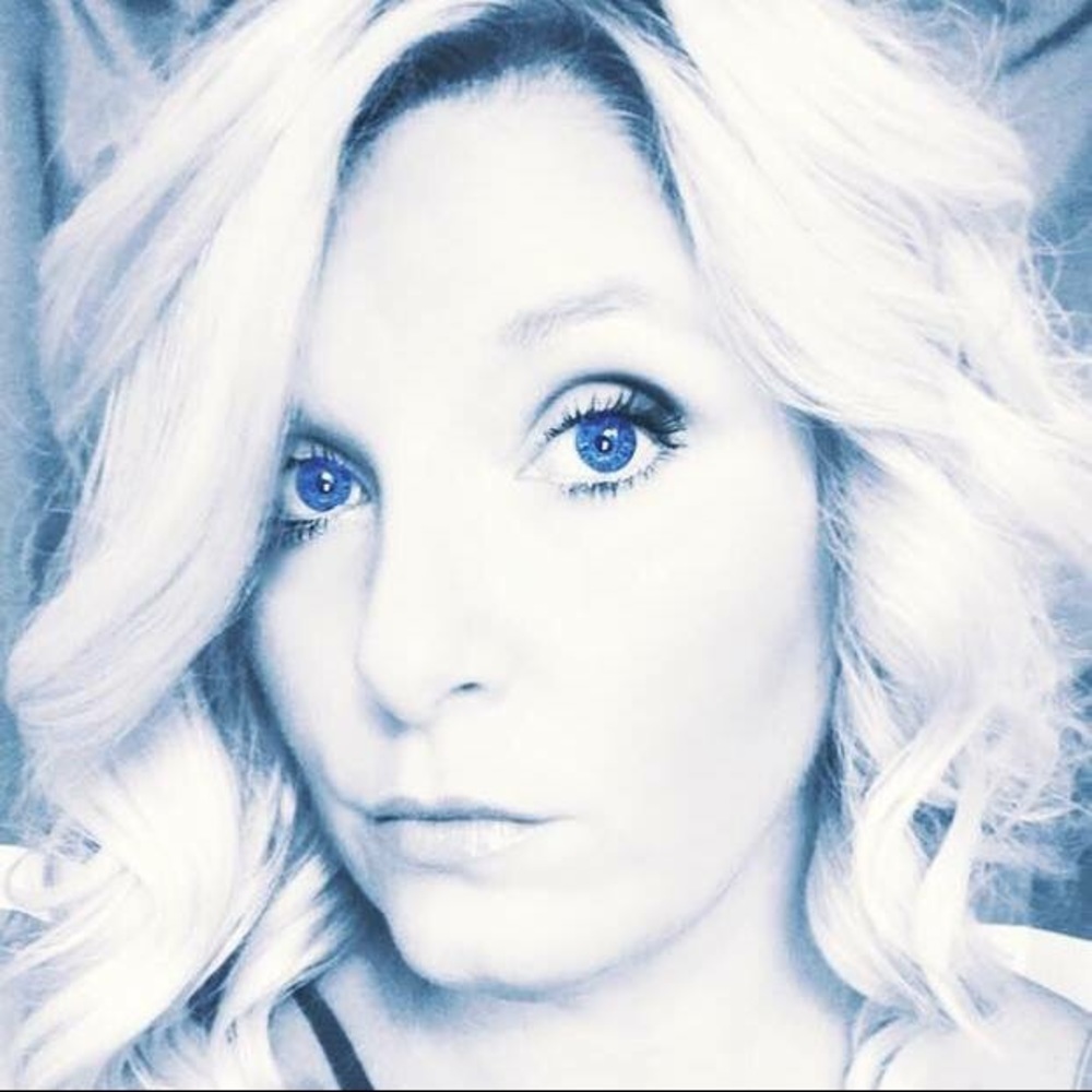 Meet your Posher, Deanna